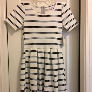 Lularoe XS AMELIA